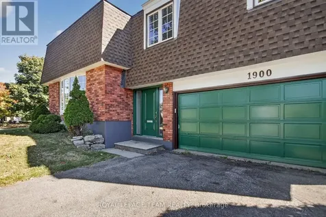 1900 Southampton Court Ottawa ON K2C 0W3