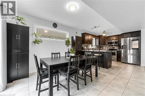 160 Wallace Avenue South Welland ON L3B 1R5