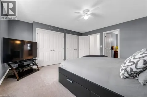 160 Wallace Avenue South Welland ON L3B 1R5