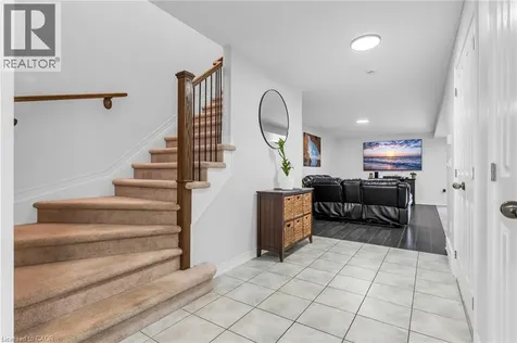 160 Wallace Avenue South Welland ON L3B 1R5