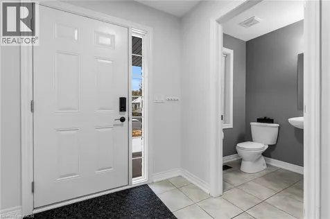 160 Wallace Avenue South Welland ON L3B 1R5