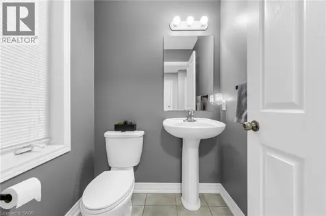 160 Wallace Avenue South Welland ON L3B 1R5