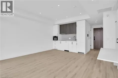 741 King Street Kitchener ON N2G 0E9