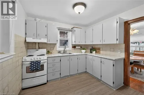 144 Hunter Street West Hamilton ON L8P 1R1