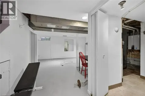 144 Hunter Street West Hamilton ON L8P 1R1