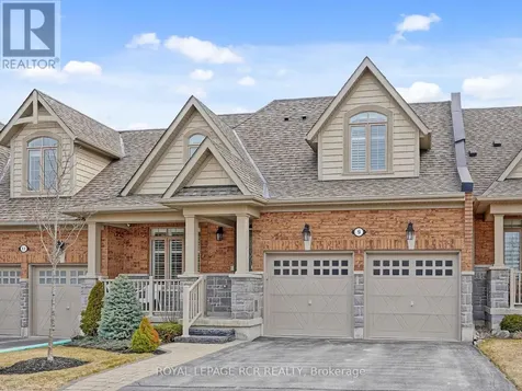 9 Bill Knowles Street Uxbridge ON L9P 0E5