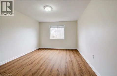 1 Ginger Court Guelph ON N1G 4Z9