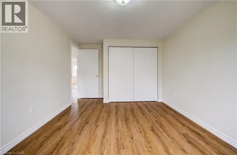 1 Ginger Court Guelph ON N1G 4Z9