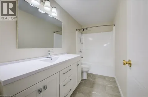 1 Ginger Court Guelph ON N1G 4Z9