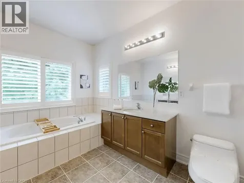2238 Lyndhurst Drive Oakville ON L6H 7V4