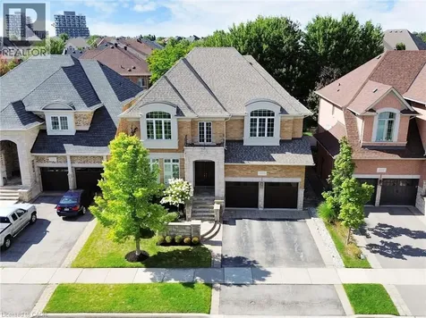 2238 Lyndhurst Drive Oakville ON L6H 7V4