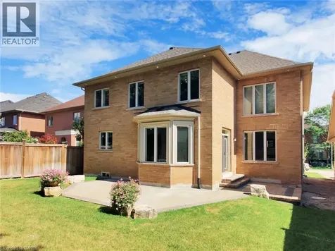 2238 Lyndhurst Drive Oakville ON L6H 7V4