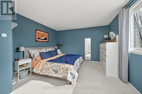 1777 Lamoureux Drive Ottawa ON K1E 2N5