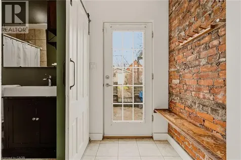 163 Victoria Avenue North Hamilton ON L8L 5E9