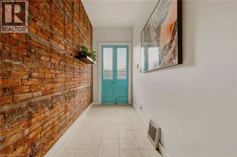 163 Victoria Avenue North Hamilton ON L8L 5E9