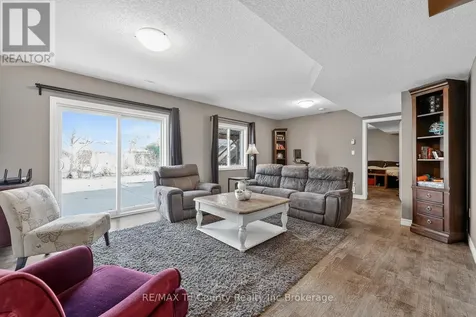 68 Colin Avenue Tillsonburg ON N4G 0E5