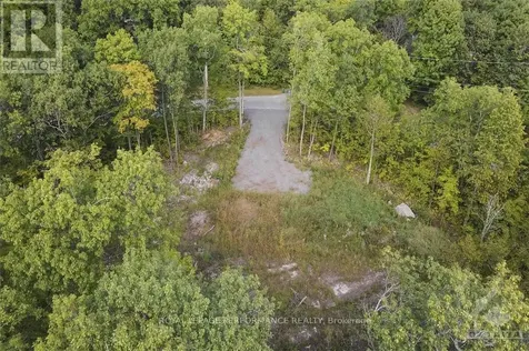 1310 Cumberland Ridge Drive Ottawa ON K4C 1E1