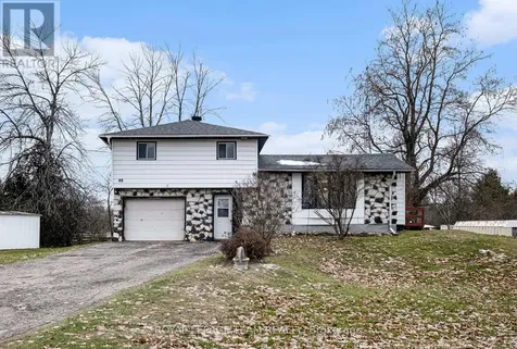 88 Bay Road Rideau Lakes ON K0G 1L0