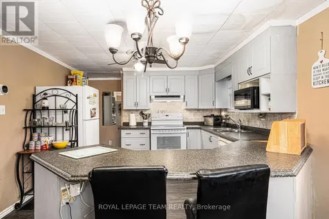 88 Bay Road Rideau Lakes ON K0G 1L0