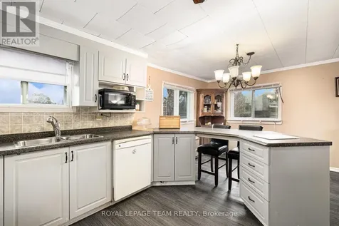 88 Bay Road Rideau Lakes ON K0G 1L0