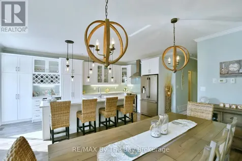 121 45th Street North Wasaga Beach ON L9Z 1Z4