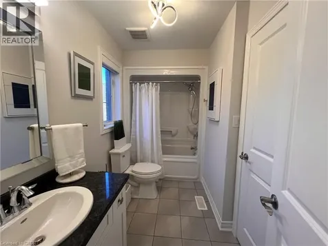 1165 West 5th Street Hamilton ON L9B 0J3