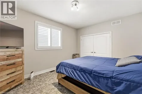184 Townsend Drive Breslau ON N0B 1M0