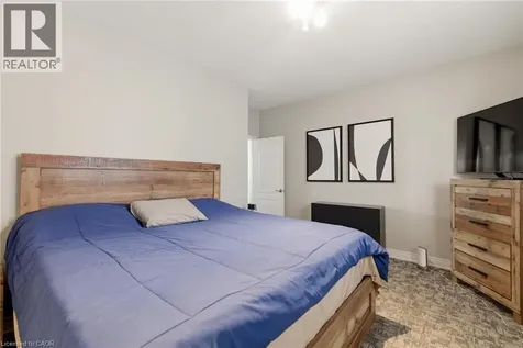 184 Townsend Drive Breslau ON N0B 1M0
