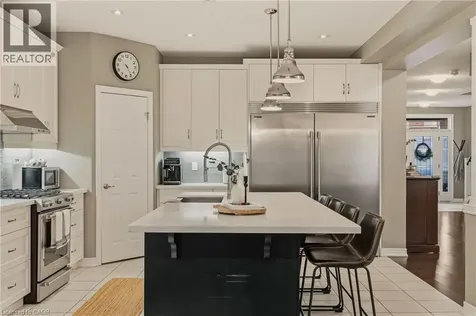39 Turi Drive Hamilton ON L9B 0E2