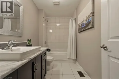 39 Turi Drive Hamilton ON L9B 0E2