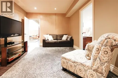 205 Paige Place Kitchener ON N2K 4P5