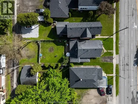 215 Grand Avenue East Chatham ON N7L 1W3