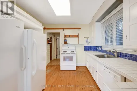41 Sunnypoint Drive Innisfil ON L9S 2X4