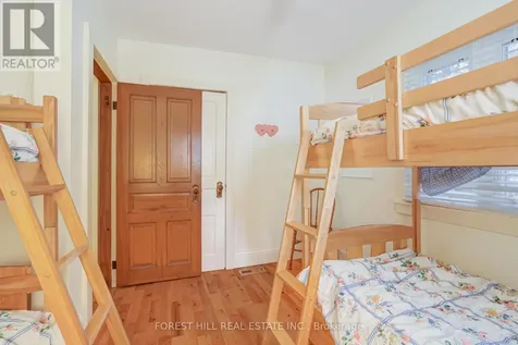41 Sunnypoint Drive Innisfil ON L9S 2X4