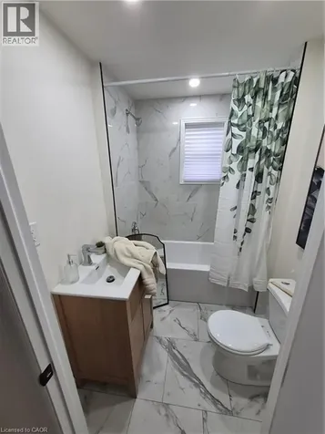 7 Stapleton Avenue Hamilton ON L8H 3N5