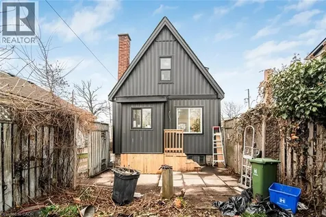 7 Stapleton Avenue Hamilton ON L8H 3N5