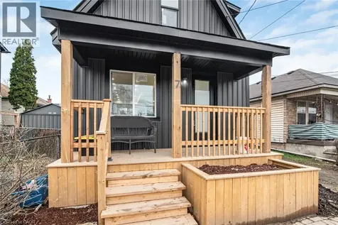 7 Stapleton Avenue Hamilton ON L8H 3N5