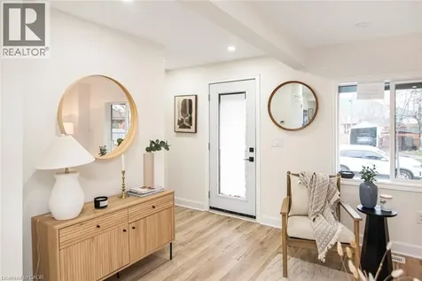 7 Stapleton Avenue Hamilton ON L8H 3N5
