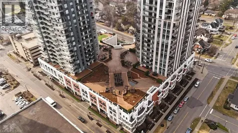 144 Park Street Waterloo ON N2L 0B6