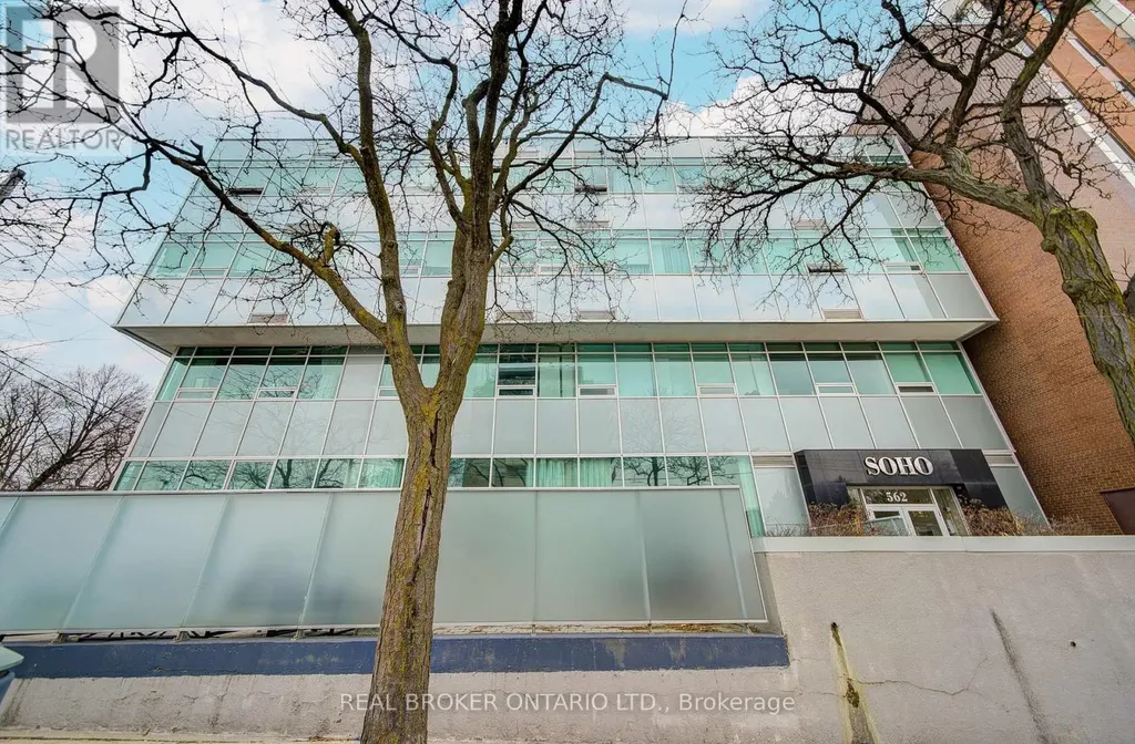 562 Eglinton Avenue East Toronto (mount Pleasant East) ON M4P 1P1