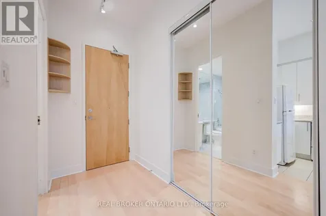 562 Eglinton Avenue East Toronto (mount Pleasant East) ON M4P 1P1