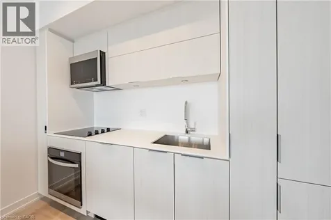 370 Martha Street Burlington ON L7R 0G9