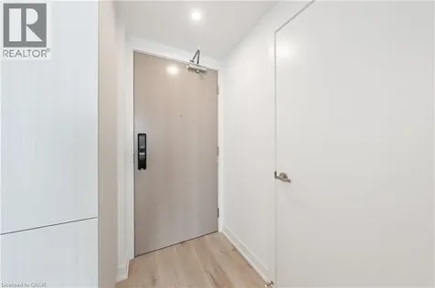 370 Martha Street Burlington ON L7R 0G9