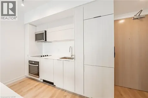370 Martha Street Burlington ON L7R 0G9