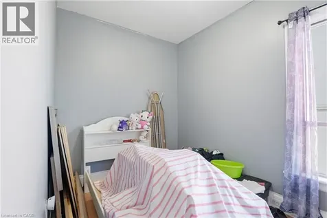 211 West Avenue North Hamilton ON L8L 5C7