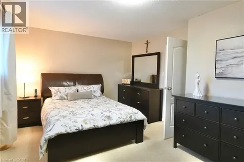 11 Harrisford Street Hamilton ON L8K 6L7