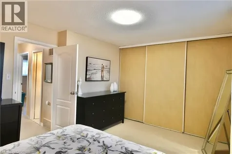11 Harrisford Street Hamilton ON L8K 6L7