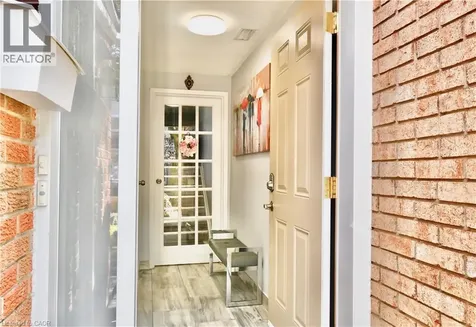 11 Harrisford Street Hamilton ON L8K 6L7