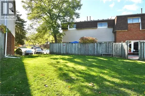 11 Harrisford Street Hamilton ON L8K 6L7