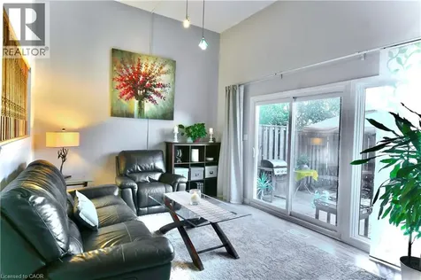 11 Harrisford Street Hamilton ON L8K 6L7